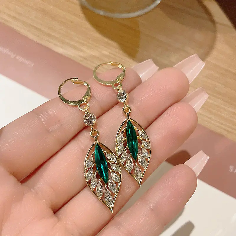 Blue-Leaf-Zircon-Earrings-04